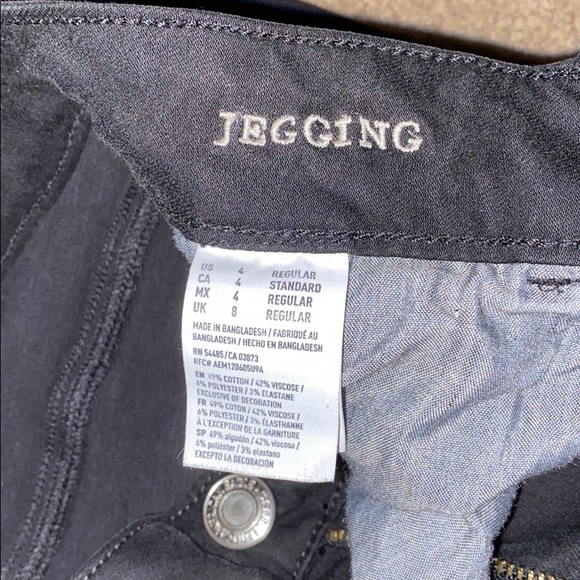 American Eagle | Black Ripped Jegging - Picture 4 of 5